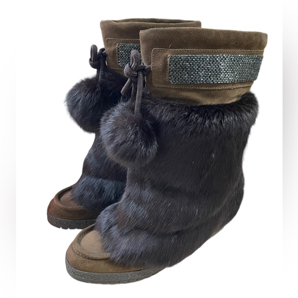 Coach Maryann Size 8B Brown Suede/Beaded/Rabbit Fur Winter Boots - Picture 1 of 6
